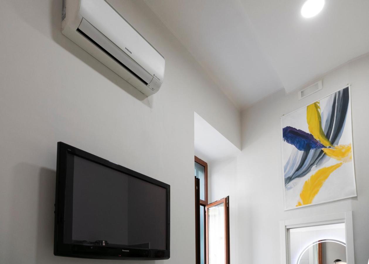 Fian Apartment Nápoly Kültér fotó